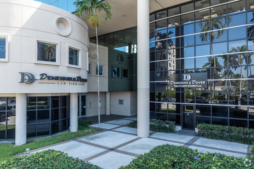 More Photos Of 1650 SE 17th St, Fort Lauderdale Office For Lease
