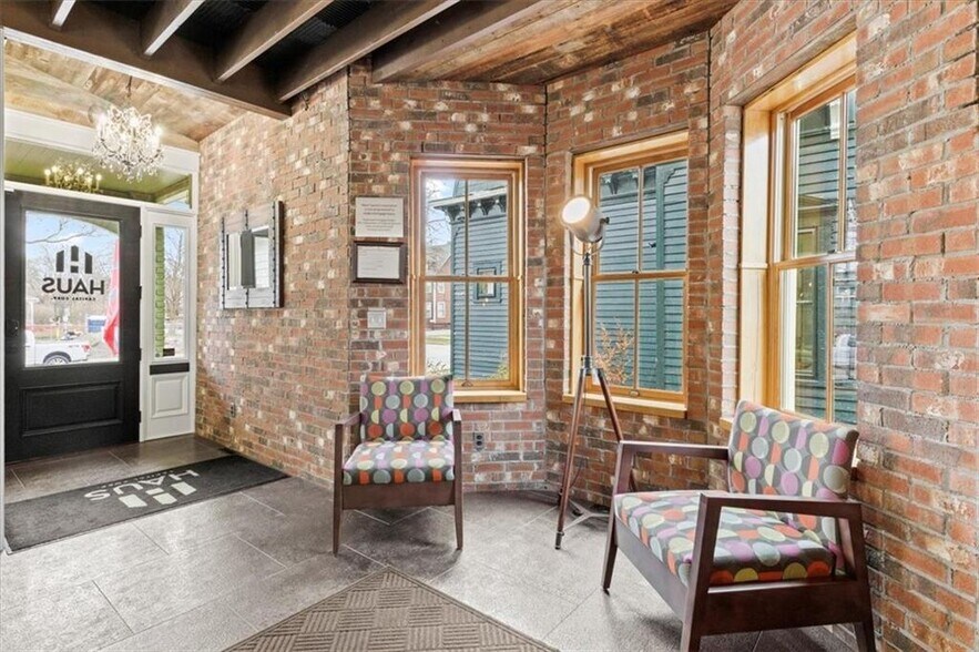 More Photos Of 383 Park Ave, Rochester Office Residential For Sale