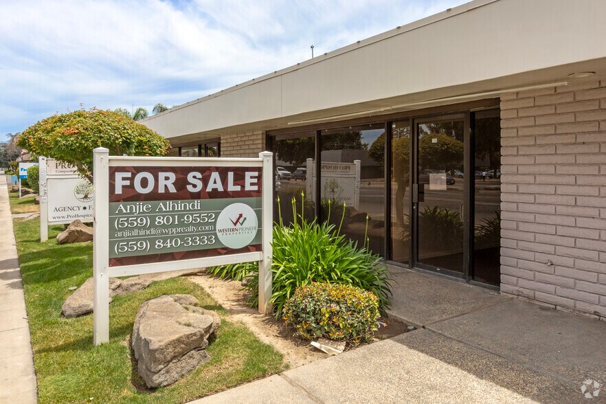 More Photos Of 1665 W Shaw Ave, Fresno Medical For Lease