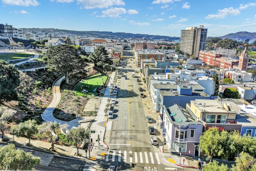 More Photos Of 800-804 Bay St, San Francisco Storefront Retail Residential For Lease