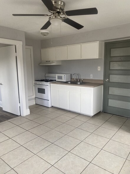 More Photos Of 515 W Missouri Ave, El Paso Multifamily For Sale