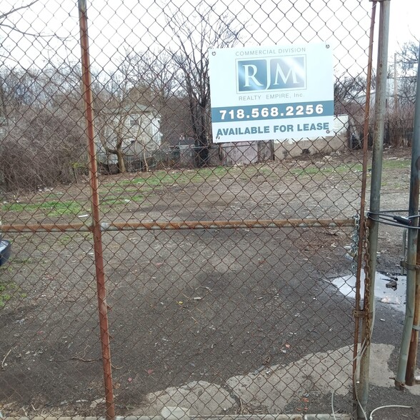 Primary Photo Of 99 Barker -1, Staten Island Land For Lease