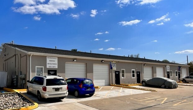 More Photos Of 2860 Ogletown Rd, Newark Unknown For Lease