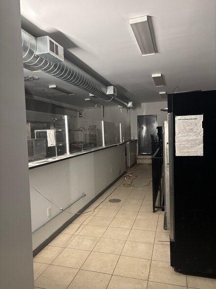 More Photos Of 192 Bay St, Staten Island Storefront Retail Residential For Sale