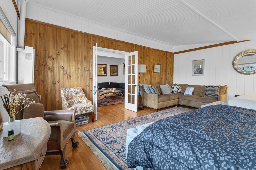 More Photos Of 883 Lighthouse Ave, Monterey General Retail For Sale