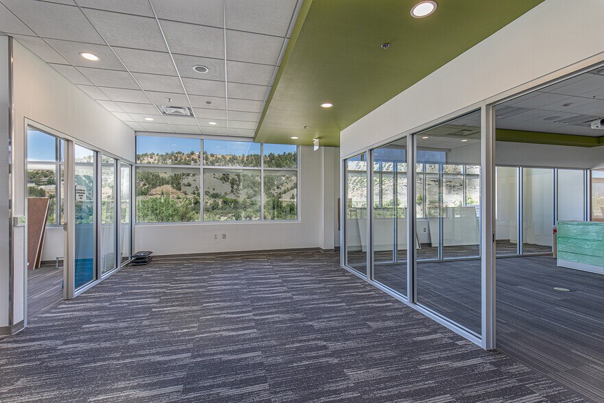 More Photos Of 150 Mercury Village Dr, Durango Medical For Lease