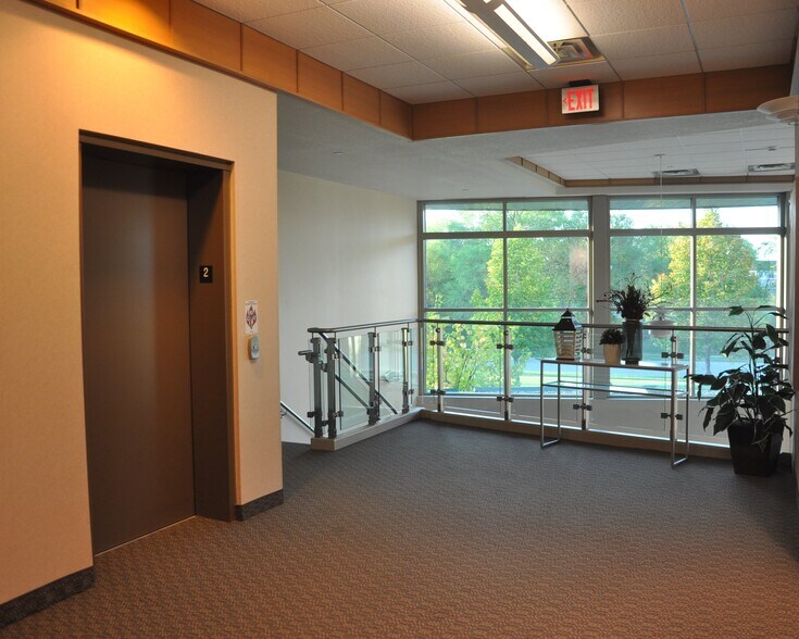 More Photos Of 3717 23rd St S, Saint Cloud Office For Lease