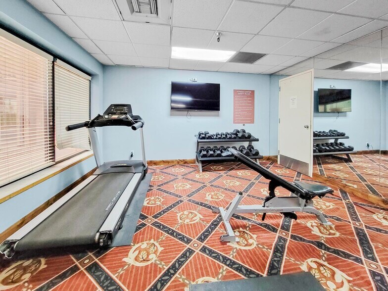 More Photos Of 850 S Bluff St, Saint George Hotel For Sale