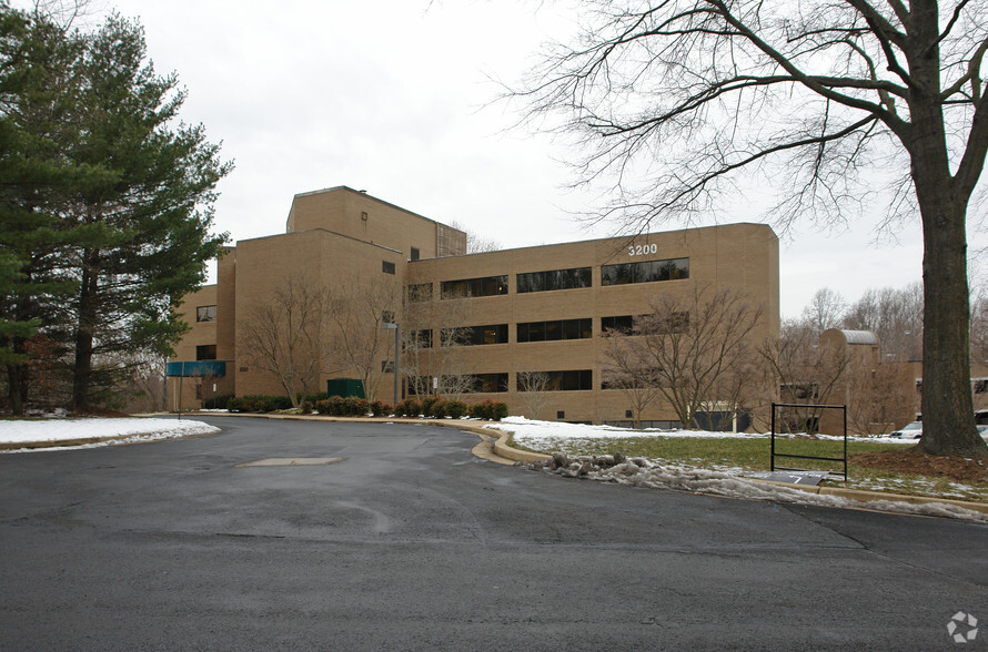 Primary Photo Of 3200 Tower Oaks Blvd, Rockville Medical For Sale