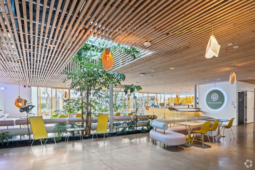 More Photos Of 1370 N St Andrews Pl, Los Angeles Office For Sale