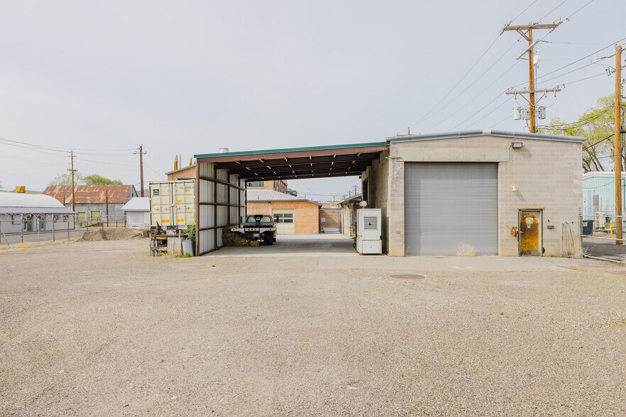More Photos Of 240 7th st, Elko Industrial For Lease