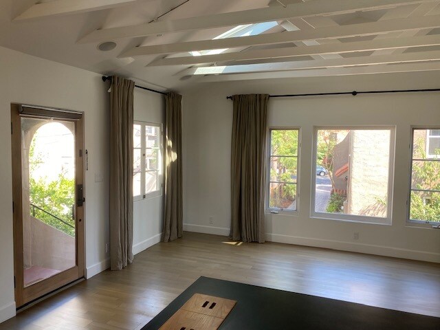 More Photos Of 745 N Hayworth Ave, Los Angeles Apartments For Sale