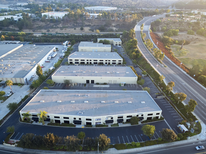 Primary Photo Of 685 E Cochran St, Simi Valley Research And Development For Lease