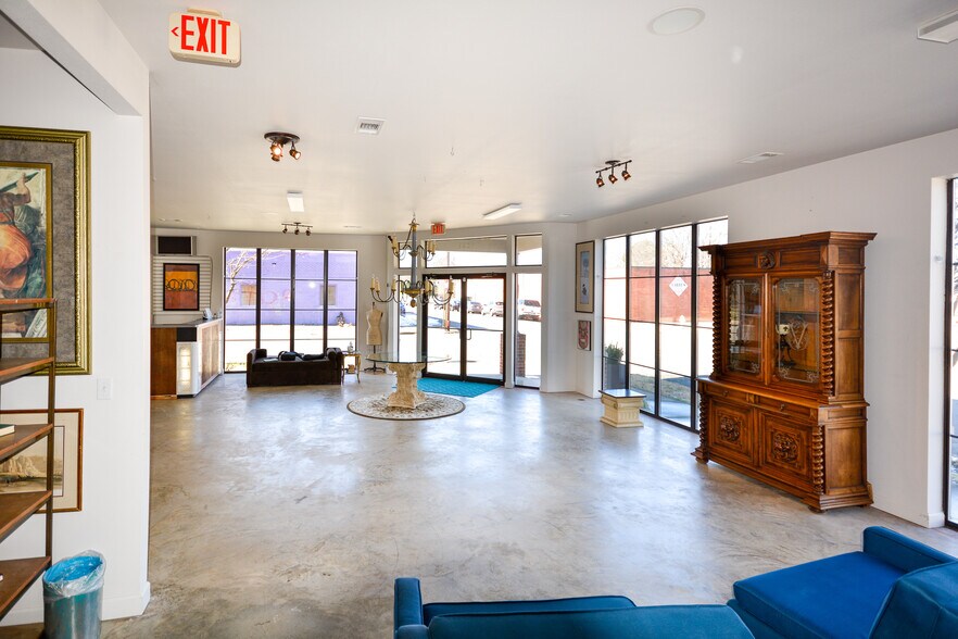 More Photos Of 1201 Center St - Demolished, Little Rock Loft Creative Space For Lease