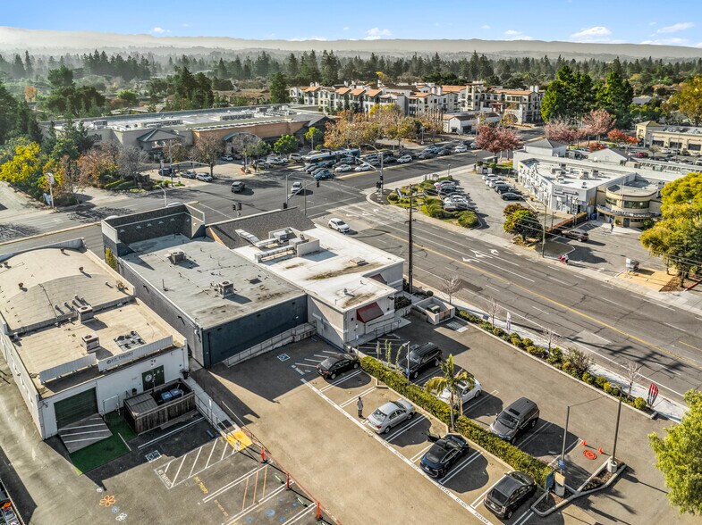 More Photos Of 2490-2496 W El Camino Real, Mountain View Freestanding For Sale