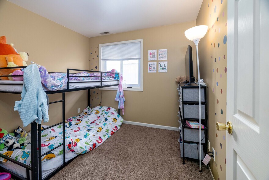 More Photos Of 3 E Division St, Remington Apartments For Sale