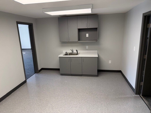 More Photos Of 440-490 Great Southwest Pky SW, Atlanta Warehouse For Lease