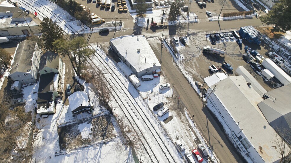 More Photos Of 59 W Church St, Spring Valley Auto Repair For Sale