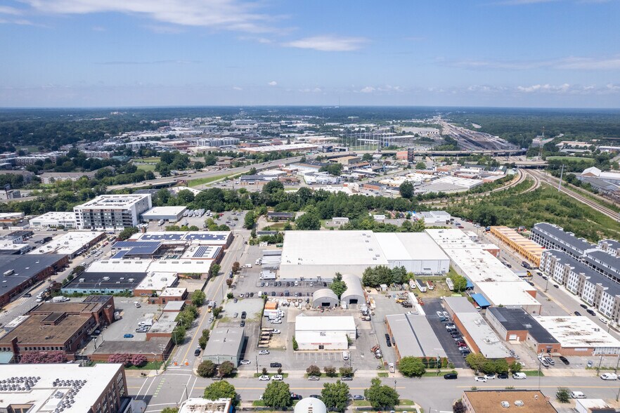 More Photos Of 1704 Roseneath Rd, Richmond Warehouse For Sale