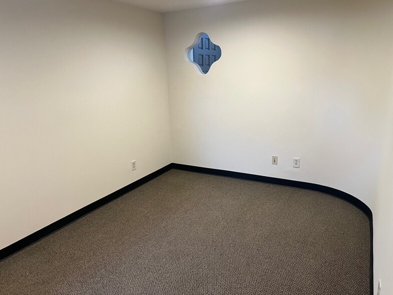 More Photos Of 1420 F St, Modesto Office For Lease