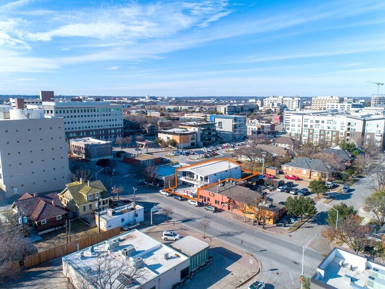 More Photos Of 1510 W Magnolia Ave, Fort Worth Storefront Retail Office For Lease