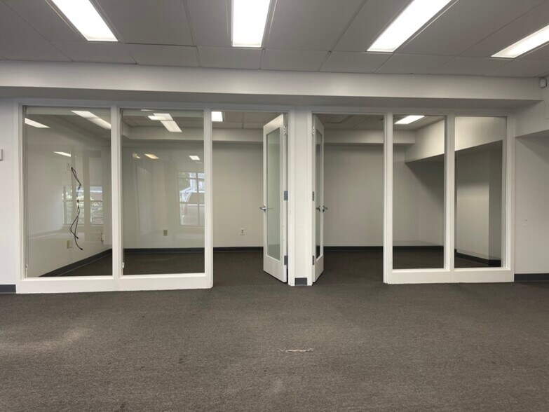More Photos Of 199 Elm St, New Canaan Medical For Sale