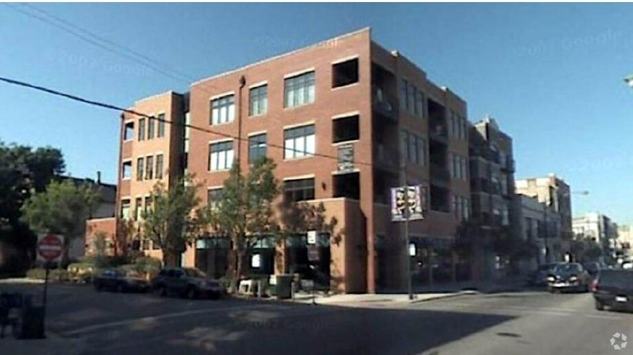 More Photos Of 1101 W Belmont Ave, Chicago Storefront Retail Residential For Lease