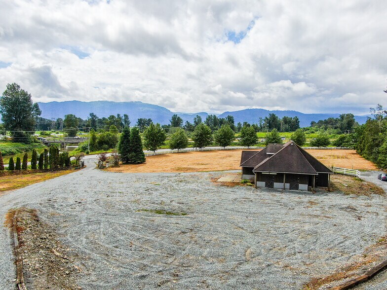 Primary Photo Of 3051 Eldridge Rd, Abbotsford Office For Sale
