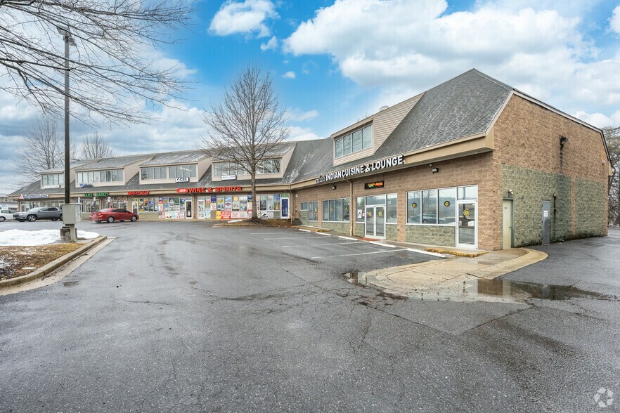More Photos Of 12447 Clarksville Pike, Clarksville Storefront Retail Office For Lease