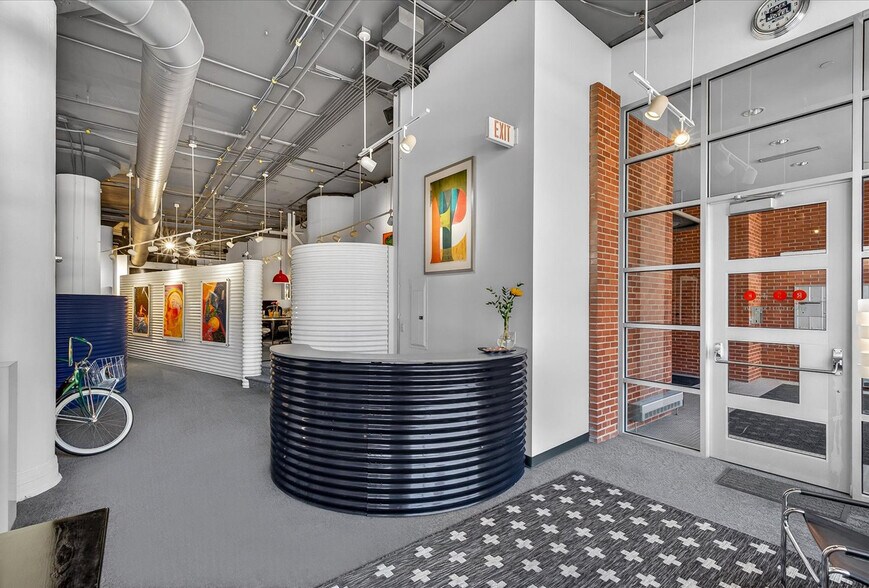 More Photos Of 155 E Wilson St, Madison Office For Sale