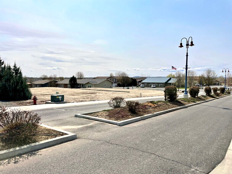 More Photos Of 803 Fountain blvd, Zillah Land For Sale