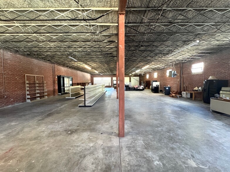 More Photos Of 344 Northside Dr, Gainesville Industrial For Sale