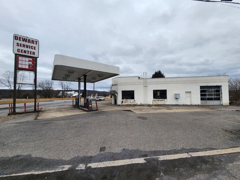 More Photos Of 4875 PA-44, Watsontown Service Station For Sale