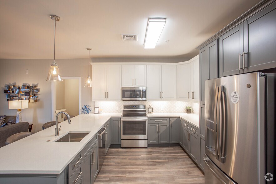 More Photos Of 1100 Market St, Dresher Multifamily For Sale