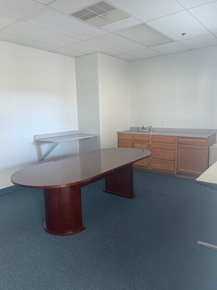 More Photos Of 630 Boston Rd, Billerica Office For Sale