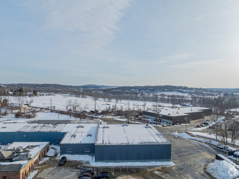 More Photos Of 229-239 Neck Rd, Haverhill Warehouse For Lease
