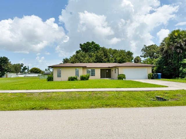 More Photos Of 4141 Deleon St, Fort Myers Religious Facility For Sale