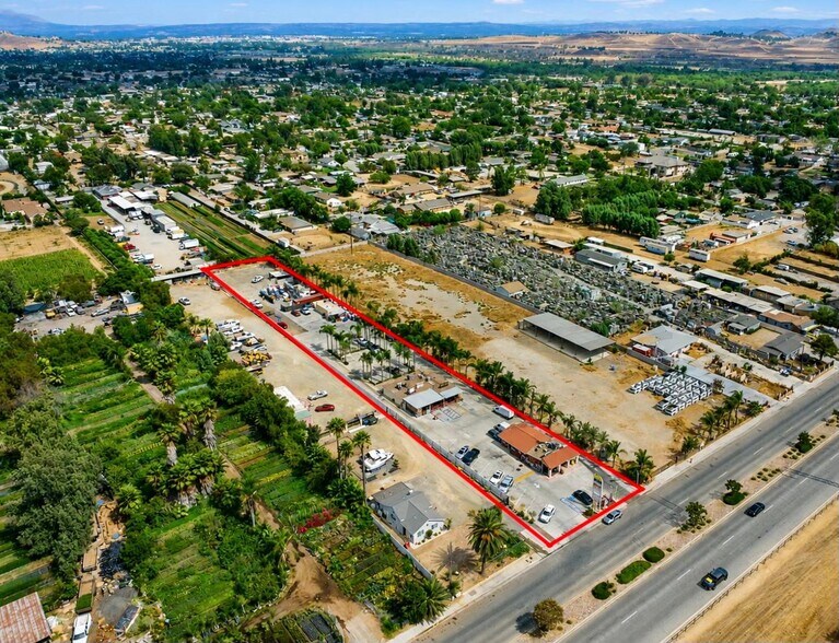 More Photos Of 5666 Etiwanda Ave, Jurupa Valley Storefront For Sale