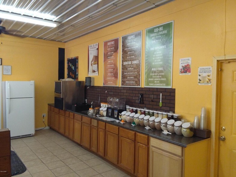 More Photos Of 311 N Highway 39, Miller Convenience Store For Sale