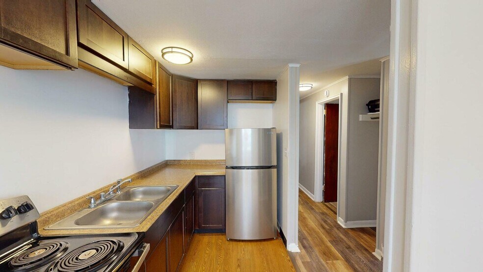 More Photos Of 59 Grand Ave, Johnson City Apartments For Sale
