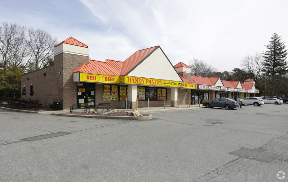 Primary Photo Of 279 Smithtown Blvd, Nesconset Freestanding For Lease