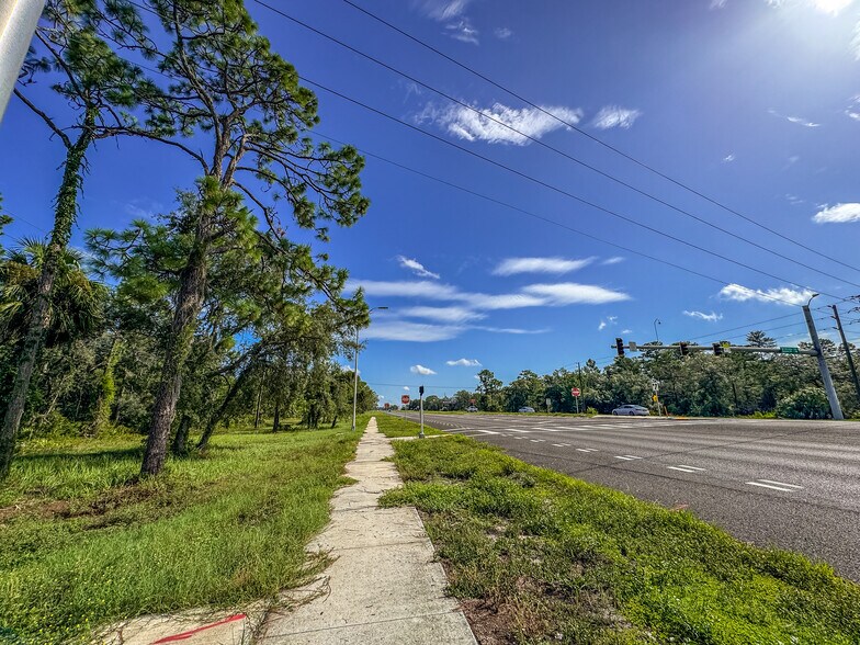 More Photos Of 11105 Commercial Way, Weeki Wachee Land For Sale