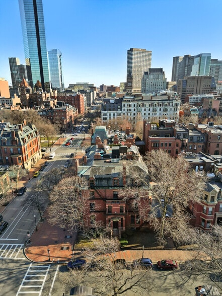 More Photos Of 164 Marlborough St, Boston Dormitory For Sale