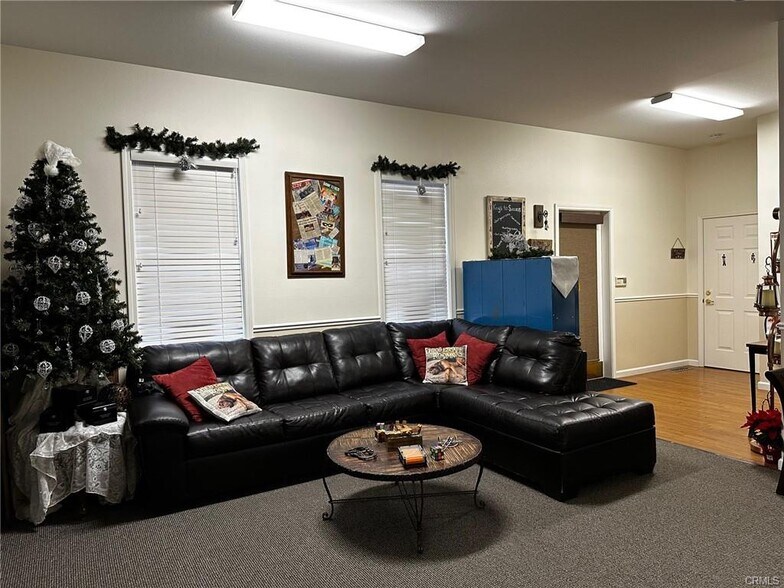 More Photos Of 55 Declaration Dr, Chico Office For Sale