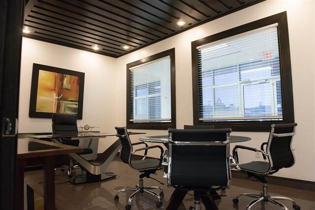 More Photos Of 8917 Molly, Laredo Office For Sale