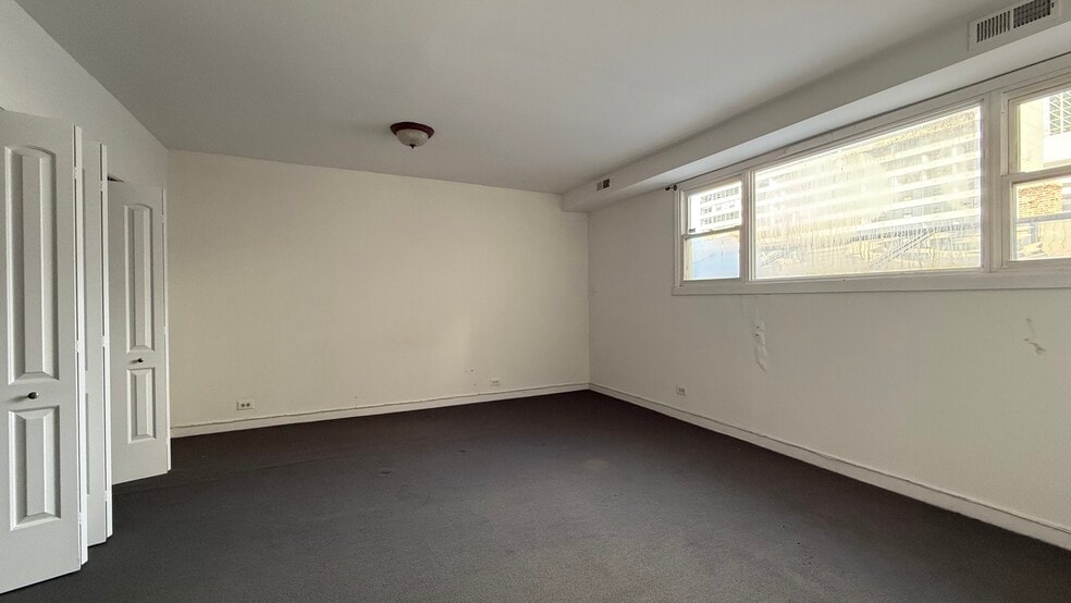 More Photos Of 1233 S Wabash Ave, Chicago Storefront Retail Office For Sale
