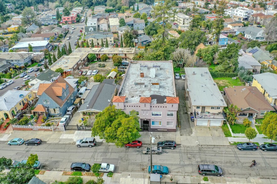 More Photos Of 3027 Capp St, Oakland Apartments For Sale