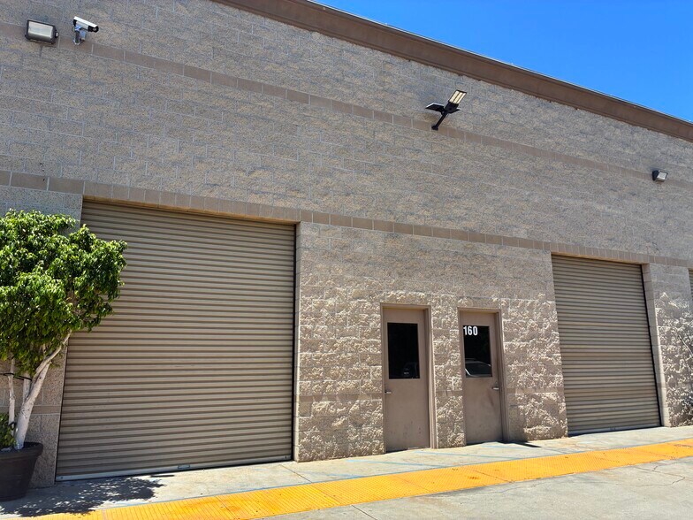 More Photos Of 12733 San Fernando Rd, Sylmar Auto Repair For Lease