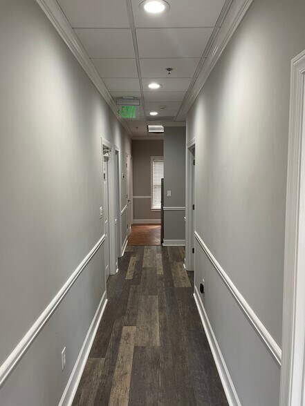 More Photos Of 595 Colonial Park Dr, Roswell Loft Creative Space For Lease