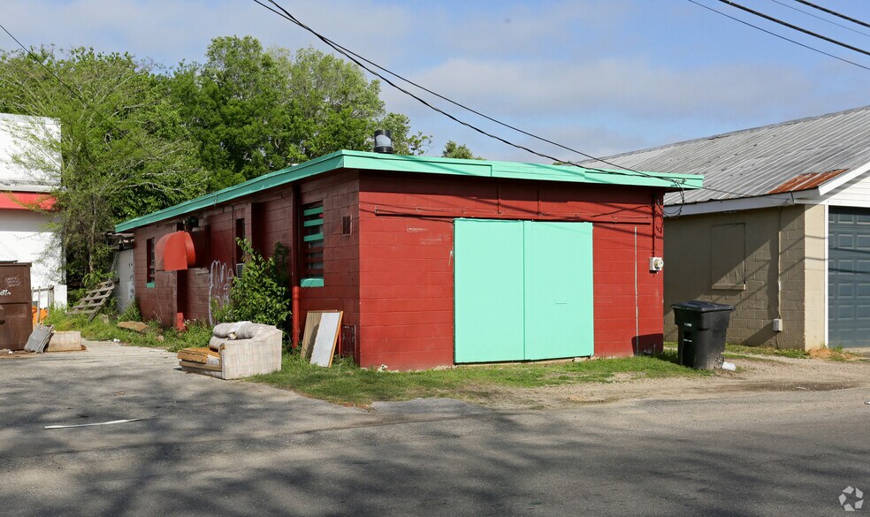 More Photos Of , Tallahassee Unknown For Sale